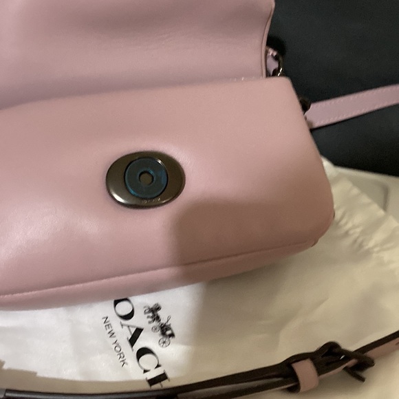 Coach Tabby 18 Iced Purple Pillow Leather shoulder bag - Picture 8 of 16